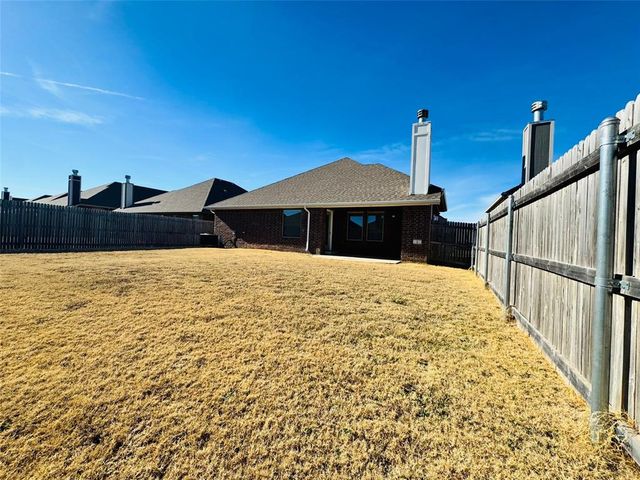 12112 Ava Grace Lane, Yukon, OK 73099