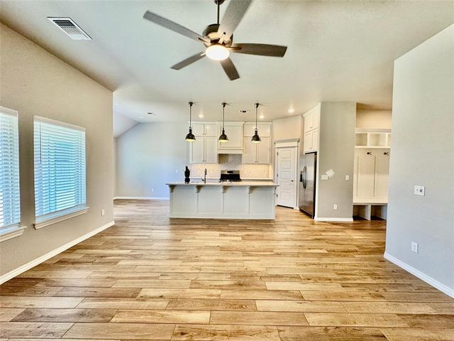 12112 Ava Grace Lane, Yukon, OK 73099