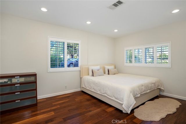 3622 4th Avenue, Glendale, CA 91214