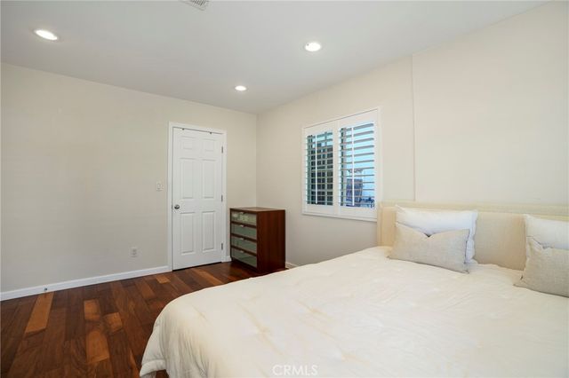 3622 4th Avenue, Glendale, CA 91214