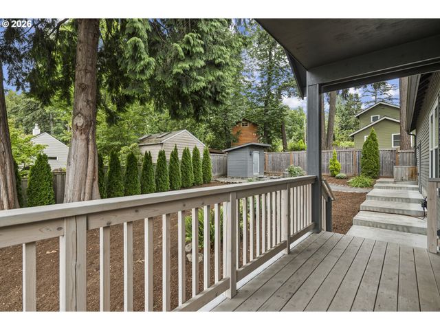 3785 Sw CALDEW St, Portland, OR 97219