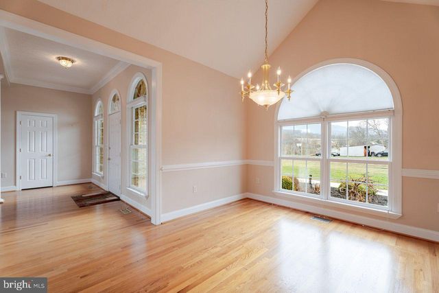 991 CLICKS LN, New Market, VA 22844