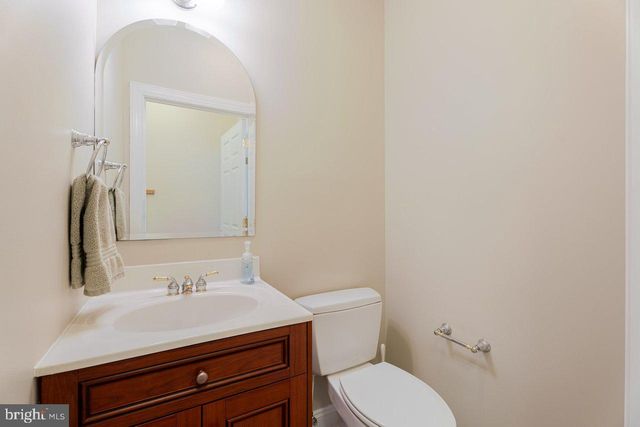 991 CLICKS LN, New Market, VA 22844