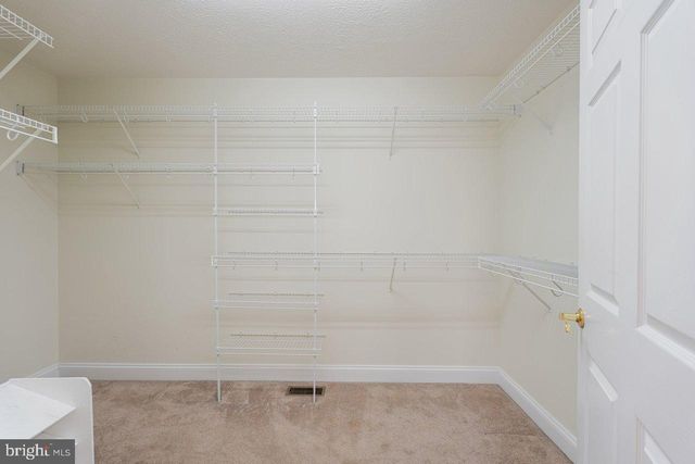 991 CLICKS LN, New Market, VA 22844