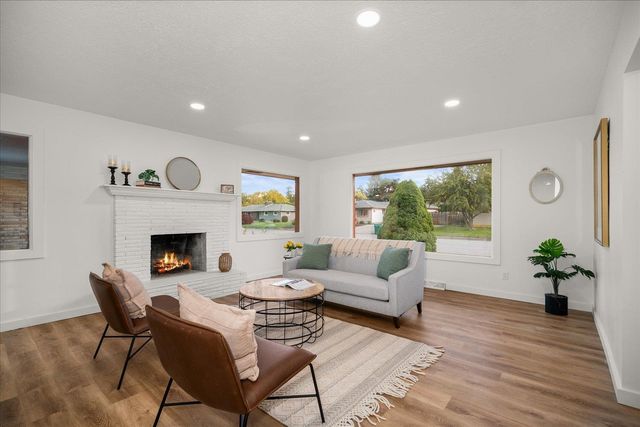 11303 E 9th Ave, Spokane, WA 99206