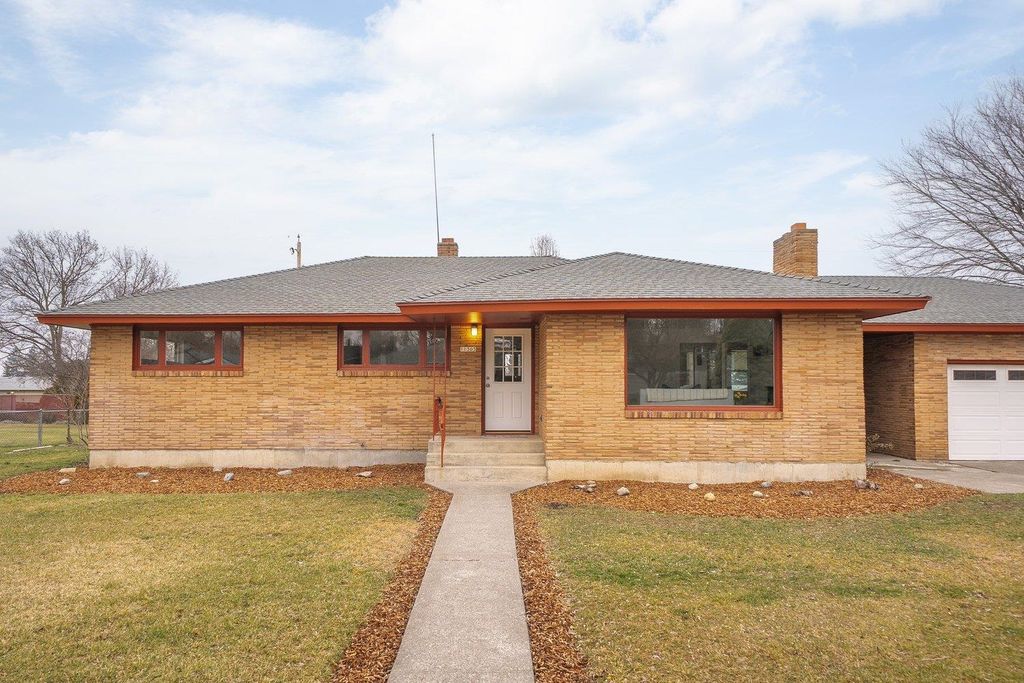 11303 E 9th Ave, Spokane, WA 99206