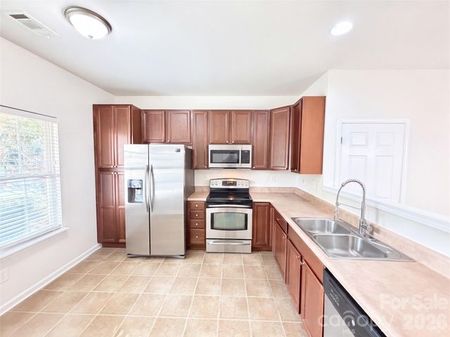 152 Clydesdale Court, Matthews, NC 28104