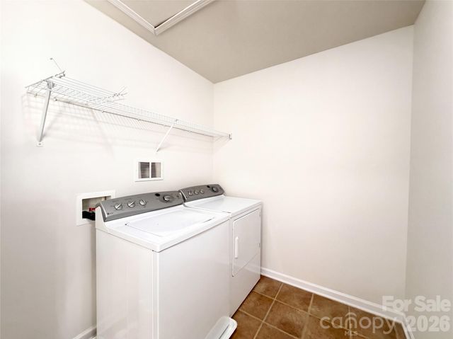 152 Clydesdale Court, Matthews, NC 28104