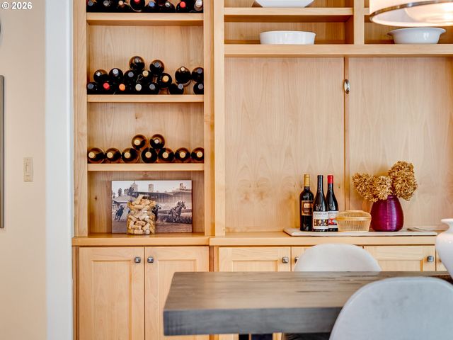 2695 Nw MT ASHLAND Dr, Mc Minnville, OR 97128