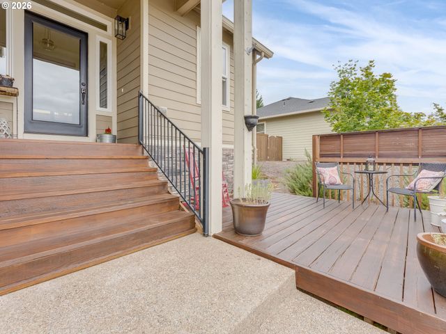 2695 Nw MT ASHLAND Dr, Mc Minnville, OR 97128