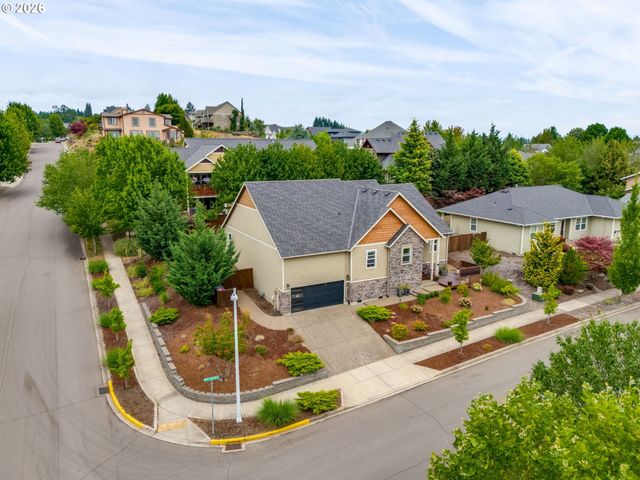 2695 Nw MT ASHLAND Dr, Mc Minnville, OR 97128