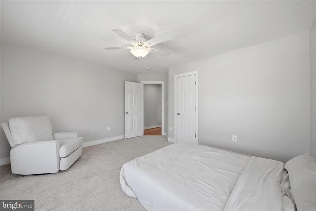 218 BRADDOCK ST, Charles Town, WV 25414