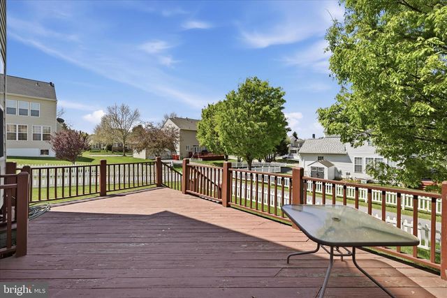 218 BRADDOCK ST, Charles Town, WV 25414