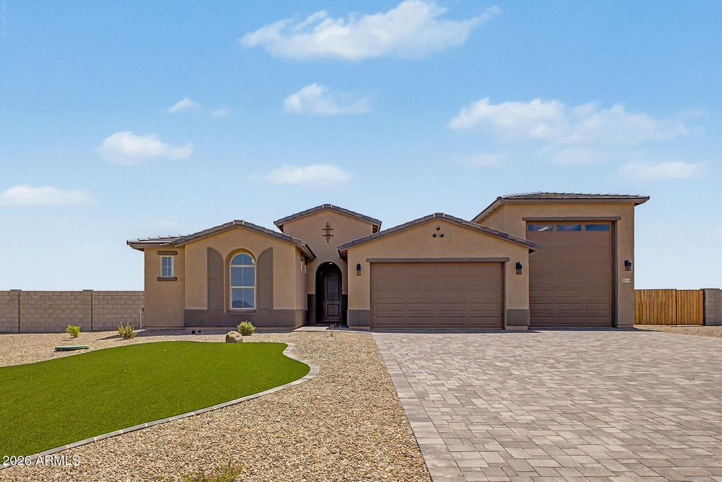 24319 W DUANE Lane, Wittmann, AZ 85361 — photo 2
