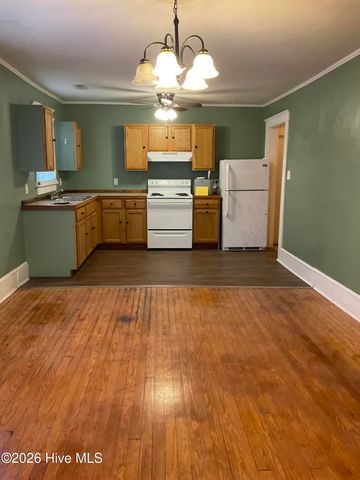 413 S 16th Street, Wilmington, NC 28401
