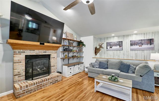 1939 N Rock Church Road, Troy, MO 63379