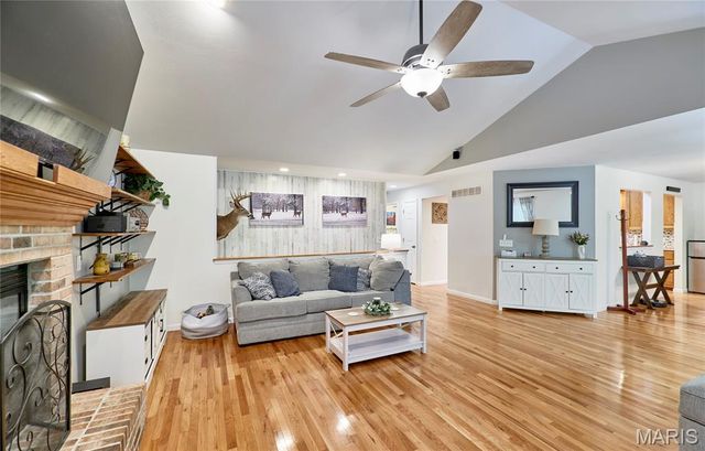 1939 N Rock Church Road, Troy, MO 63379