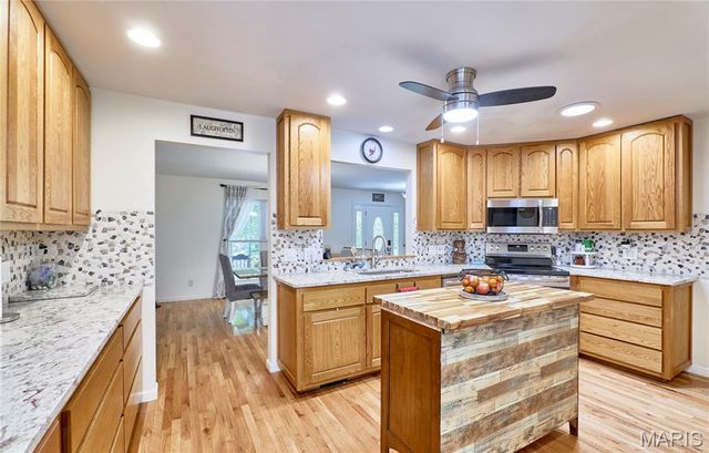 1939 N Rock Church Road, Troy, MO 63379