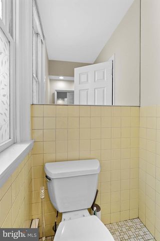 1833 SPRUCE ST, Philadelphia, PA 19103