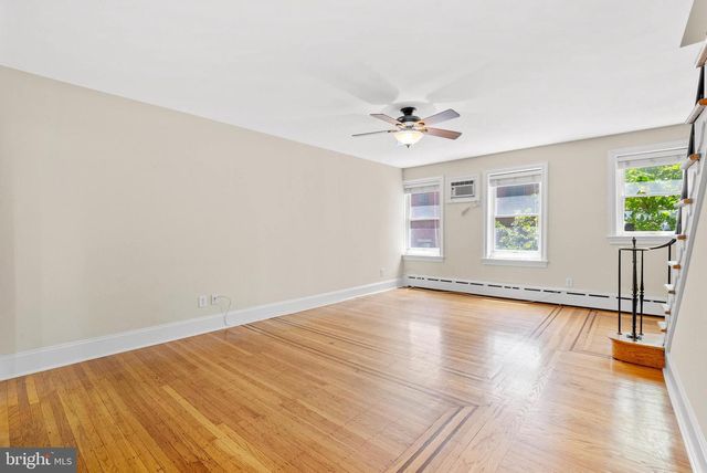 1833 SPRUCE ST, Philadelphia, PA 19103