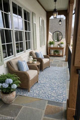 3814 Pinewood Lake Drive, Winston-salem, NC 27106