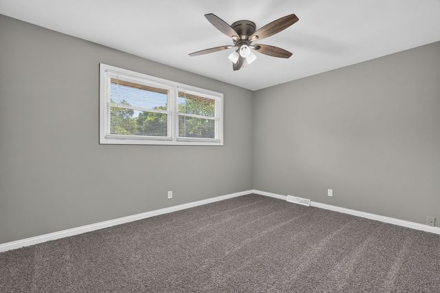 2018 Jackson Branch Drive, New Lenox, IL 60451