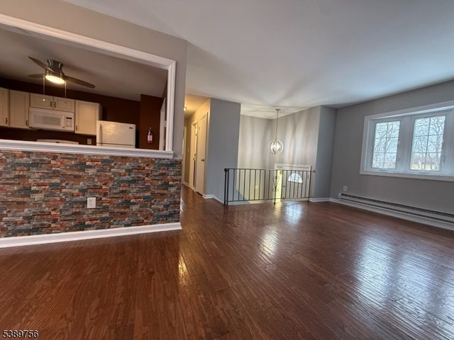 23 Fordham Trl, Hopatcong Boro, NJ 07843