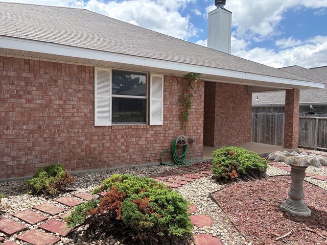 224 Coronado Circle, Kerrville, TX 78028