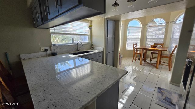 6356 MITZI BOND, El Paso, TX 79932