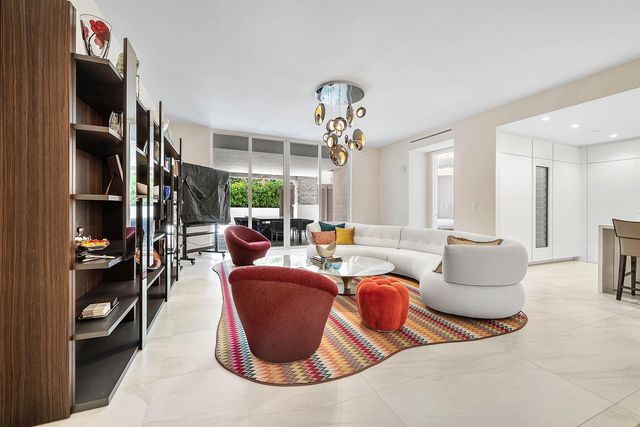 220 SE Mizner Boulevard 205, Boca Raton, FL 33432