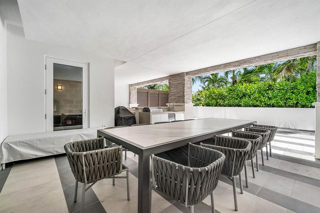 220 SE Mizner Boulevard 205, Boca Raton, FL 33432
