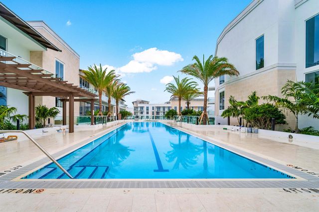 220 SE Mizner Boulevard 205, Boca Raton, FL 33432