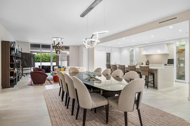 220 SE Mizner Boulevard 205, Boca Raton, FL 33432
