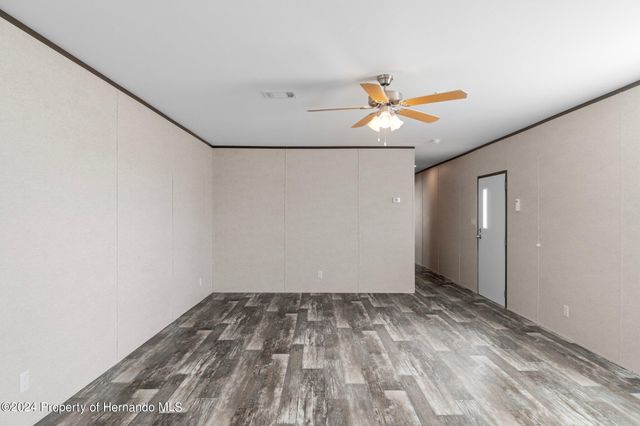 5122 Miami Avenue, Brooksville, FL 34604