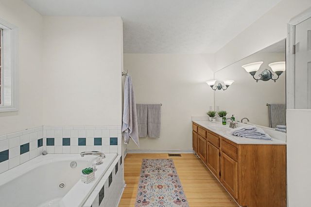 1081 Ridgecrest Dr, Kingston Springs, TN 37082