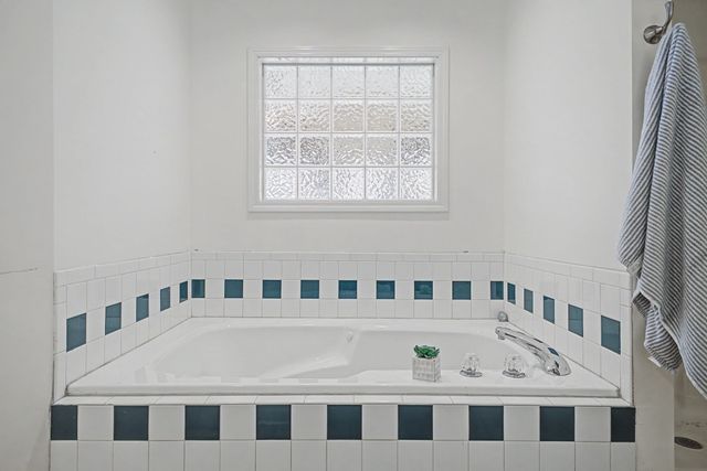 1081 Ridgecrest Dr, Kingston Springs, TN 37082