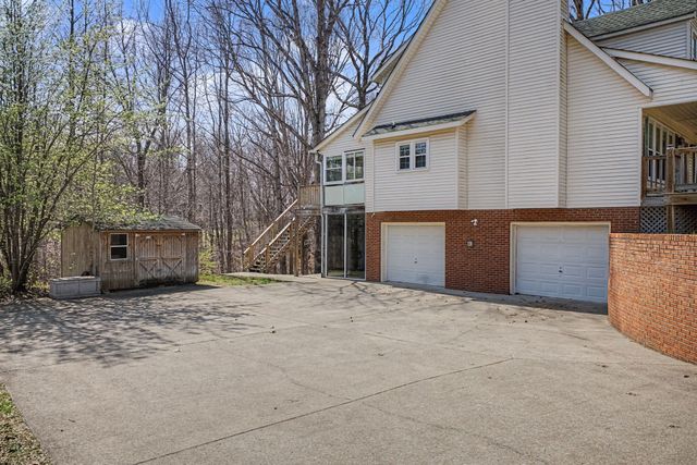 1081 Ridgecrest Dr, Kingston Springs, TN 37082