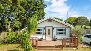 710 S Pine Street, Lake Worth Beach, FL 33460