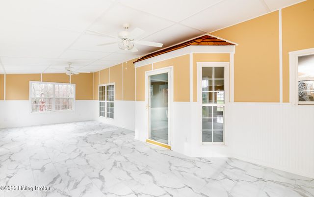 65 Camden Ct, Elizabethtown, KY 42701