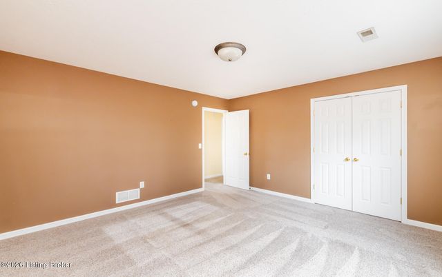 65 Camden Ct, Elizabethtown, KY 42701