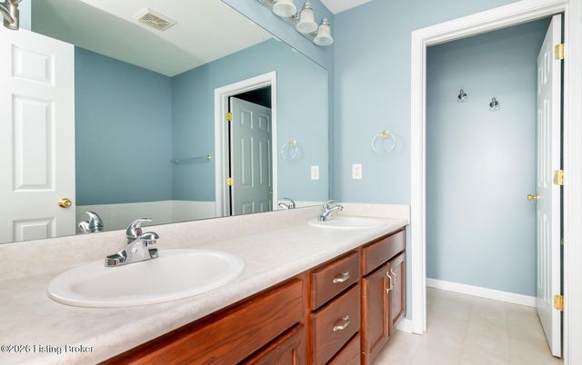 65 Camden Ct, Elizabethtown, KY 42701