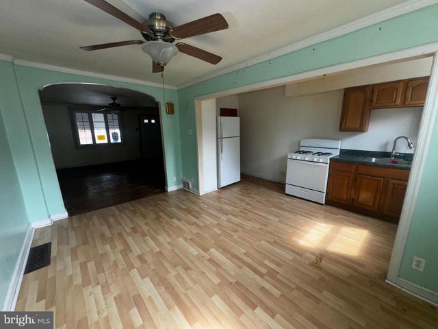 5105 LEIPER ST, Philadelphia, PA 19124