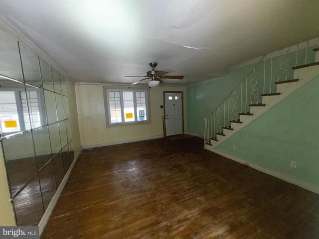 5105 LEIPER ST, Philadelphia, PA 19124