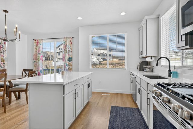 13012 S TWISTED OAK DR, Herriman, UT 84096