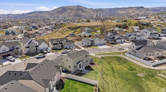 13012 S TWISTED OAK DR, Herriman, UT 84096