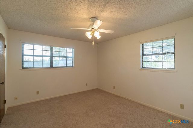 3065 Summit Drive, Belton, TX 76513
