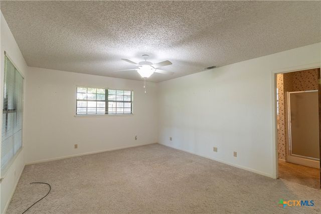 3065 Summit Drive, Belton, TX 76513