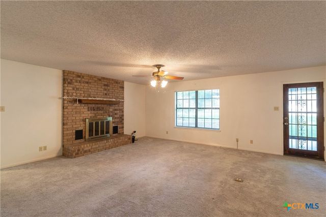 3065 Summit Drive, Belton, TX 76513