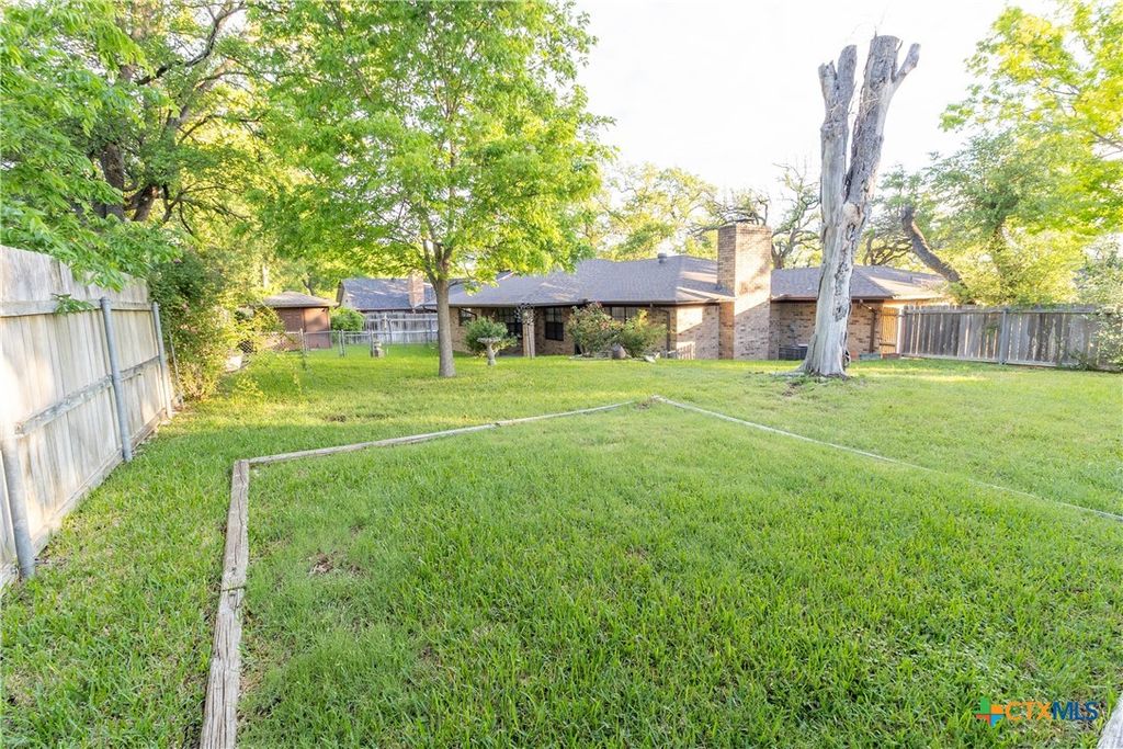 Image 32 of property listing at 3065 Summit Drive, Belton, TX 76513
