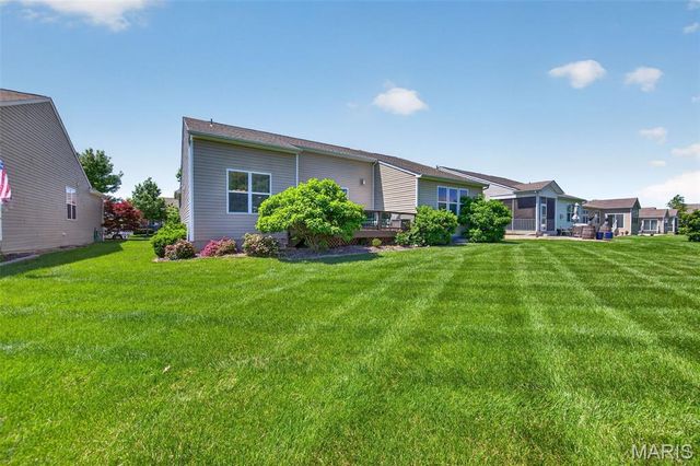 607 Falconcrest Drive, Lake St Louis, MO 63367